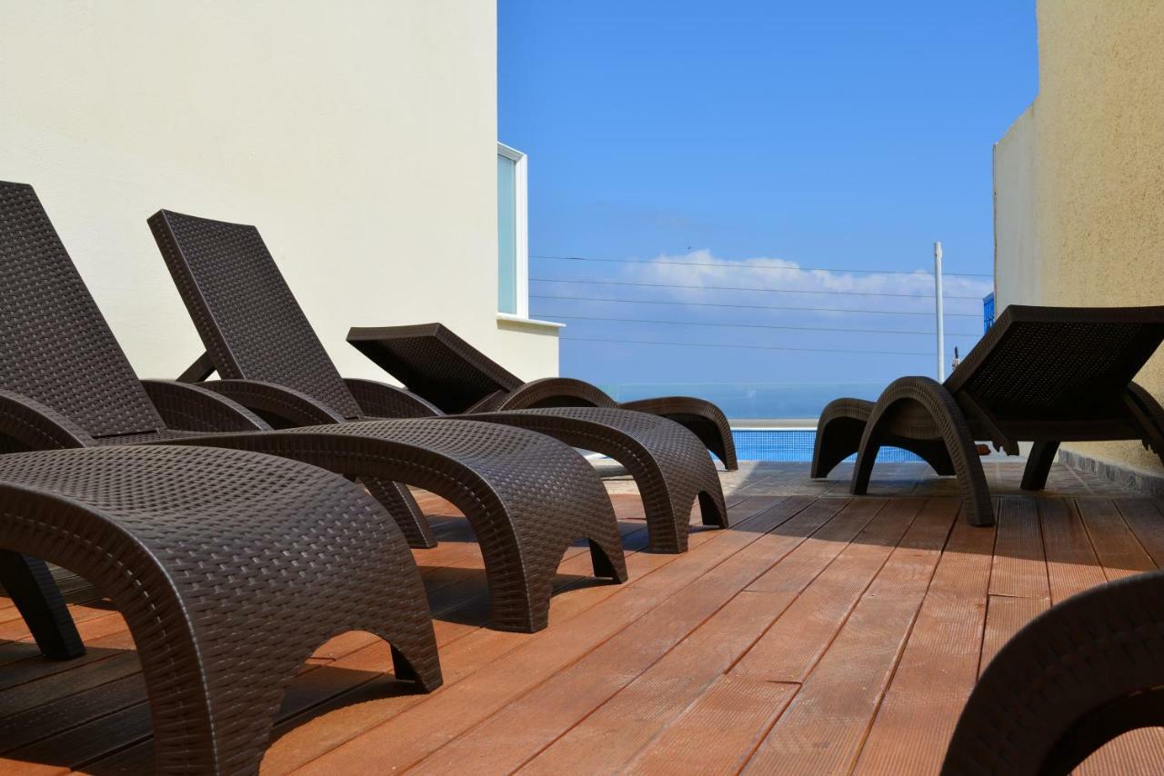 Anemomilos Suites Fira  Exterior photo